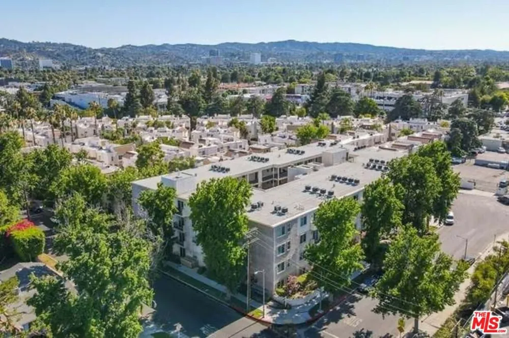 14412 Killion Street #205 Sherman Oaks, CA 91401