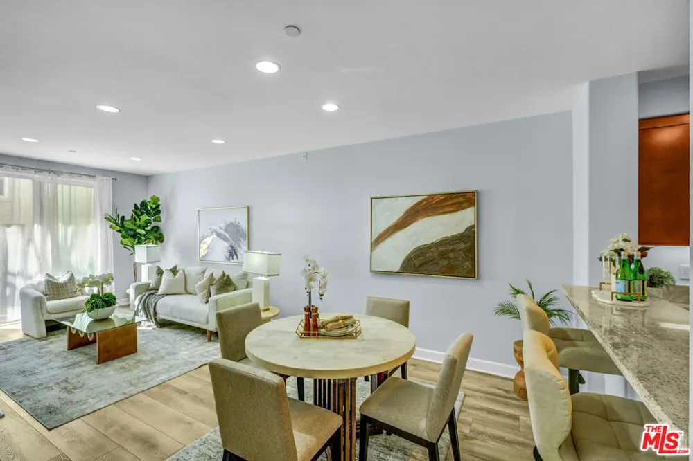 14412 Killion Street #205 Sherman Oaks, CA 91401