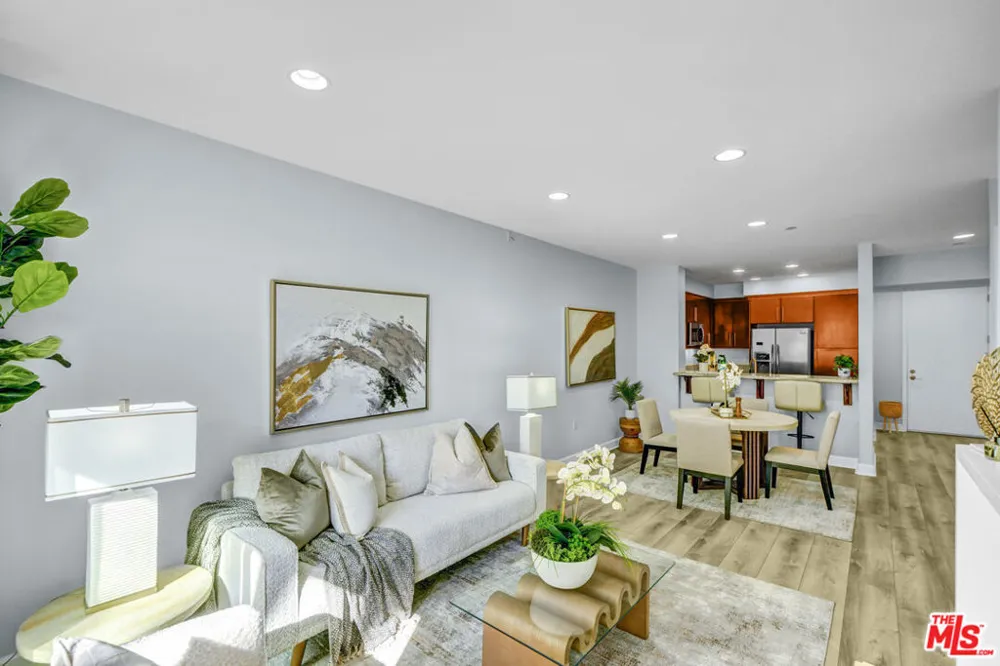 14412 Killion Street #205 Sherman Oaks, CA 91401