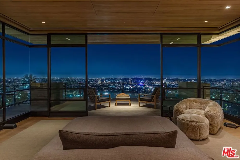 7661 Curson Terrace Los Angeles, CA 90046
