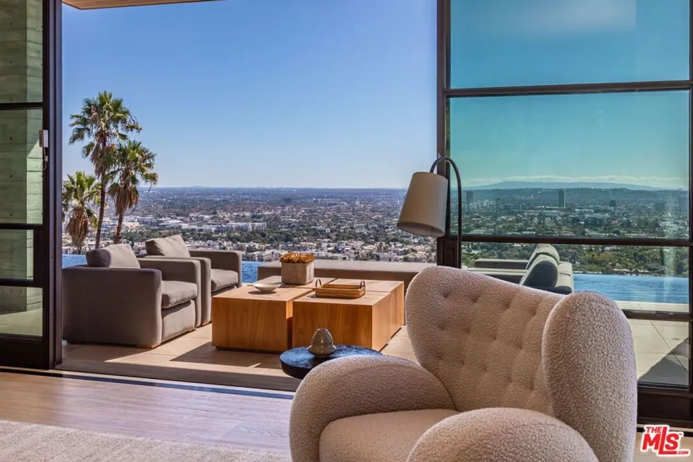 7661 Curson Terrace Los Angeles, CA 90046