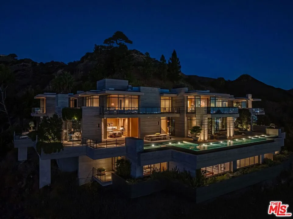 7661 Curson Terrace Los Angeles, CA 90046