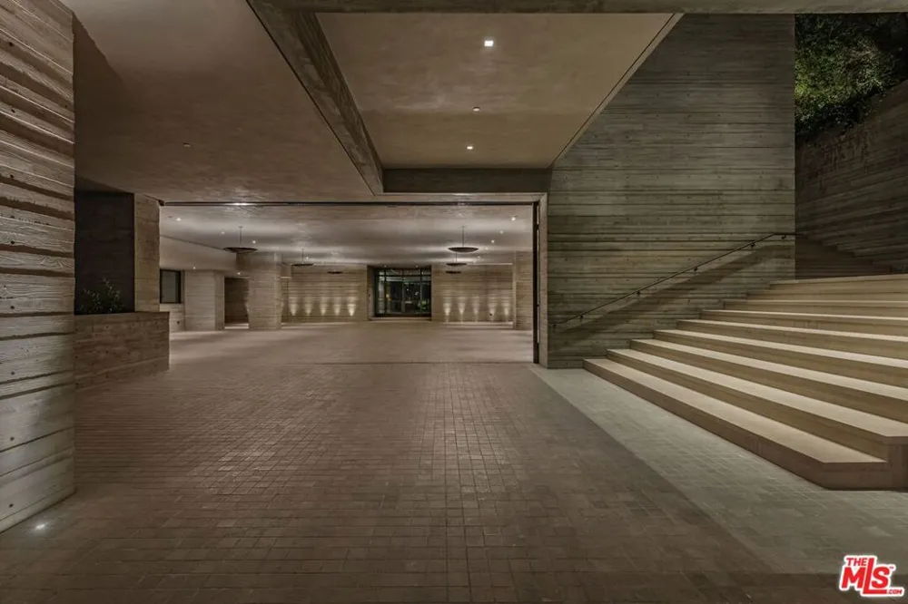 7661 Curson Terrace Los Angeles, CA 90046