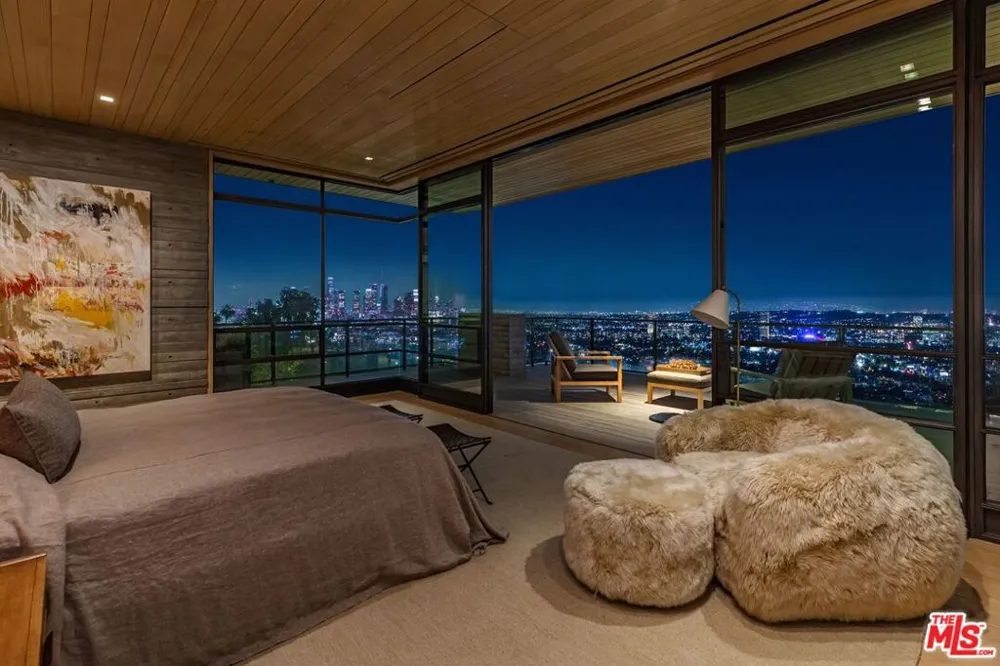 7661 Curson Terrace Los Angeles, CA 90046