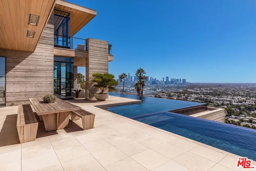 7661 Curson Terrace Los Angeles, CA 90046