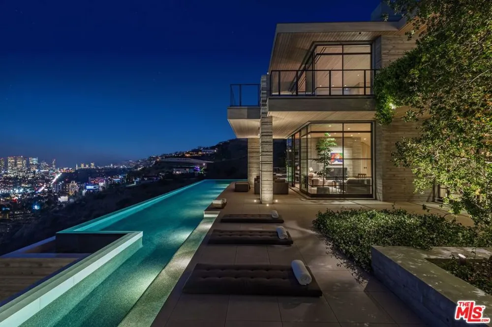7661 Curson Terrace Los Angeles, CA 90046