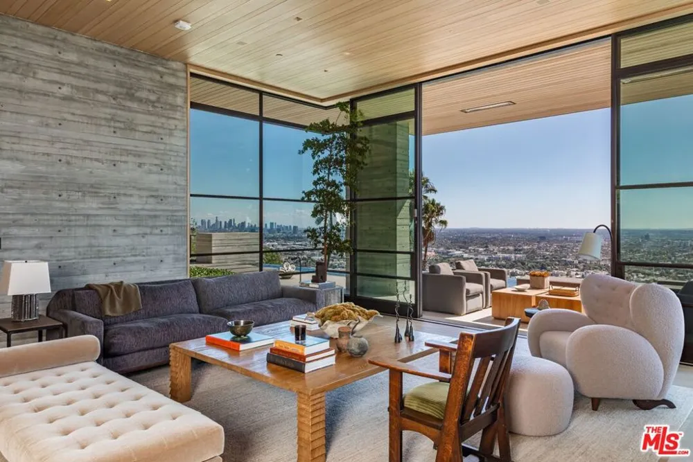 7661 Curson Terrace Los Angeles, CA 90046