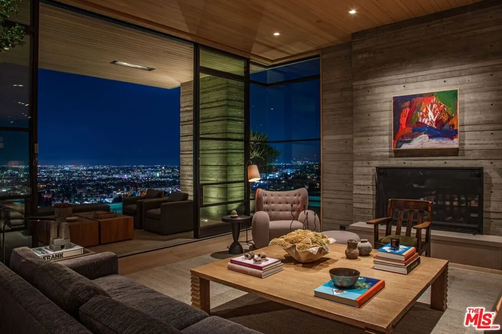 7661 Curson Terrace Los Angeles, CA 90046