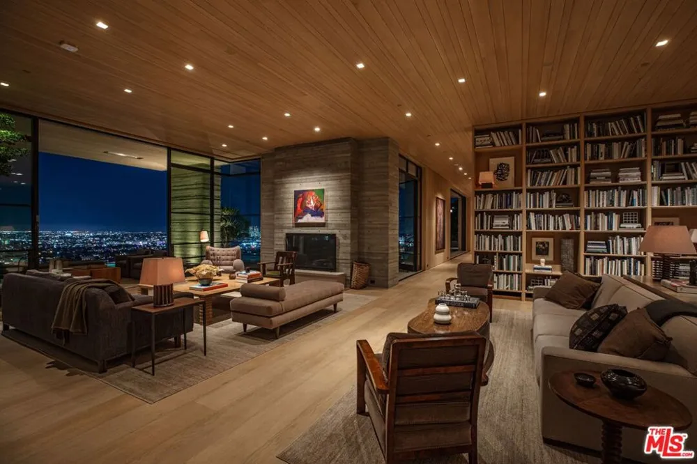 7661 Curson Terrace Los Angeles, CA 90046