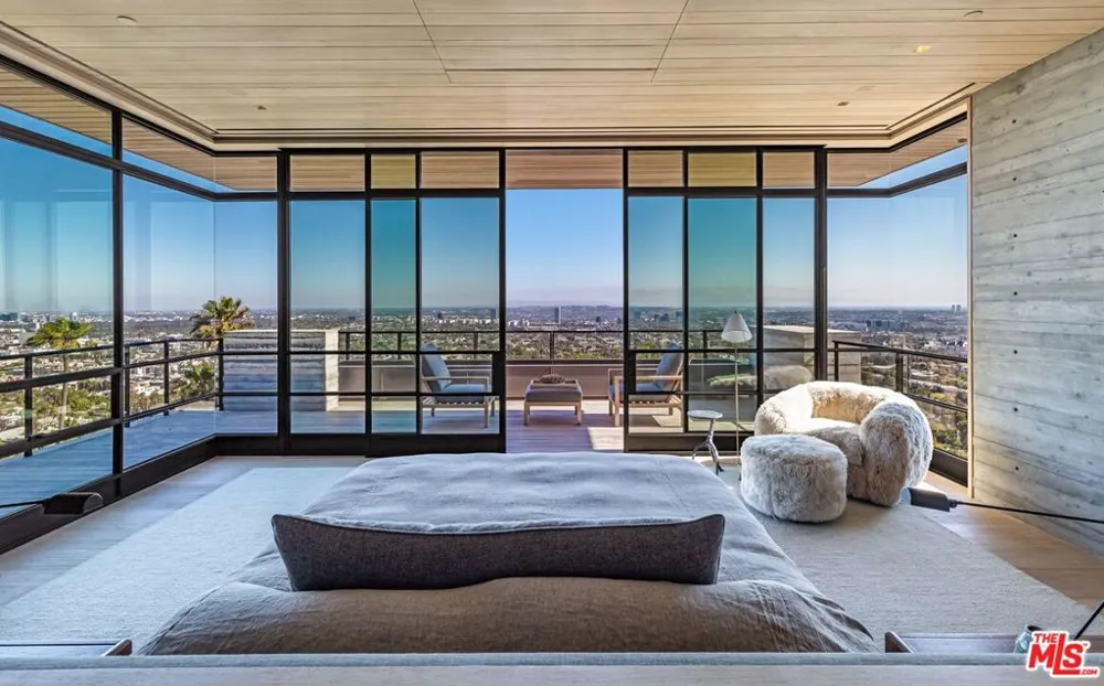 7661 Curson Terrace Los Angeles, CA 90046
