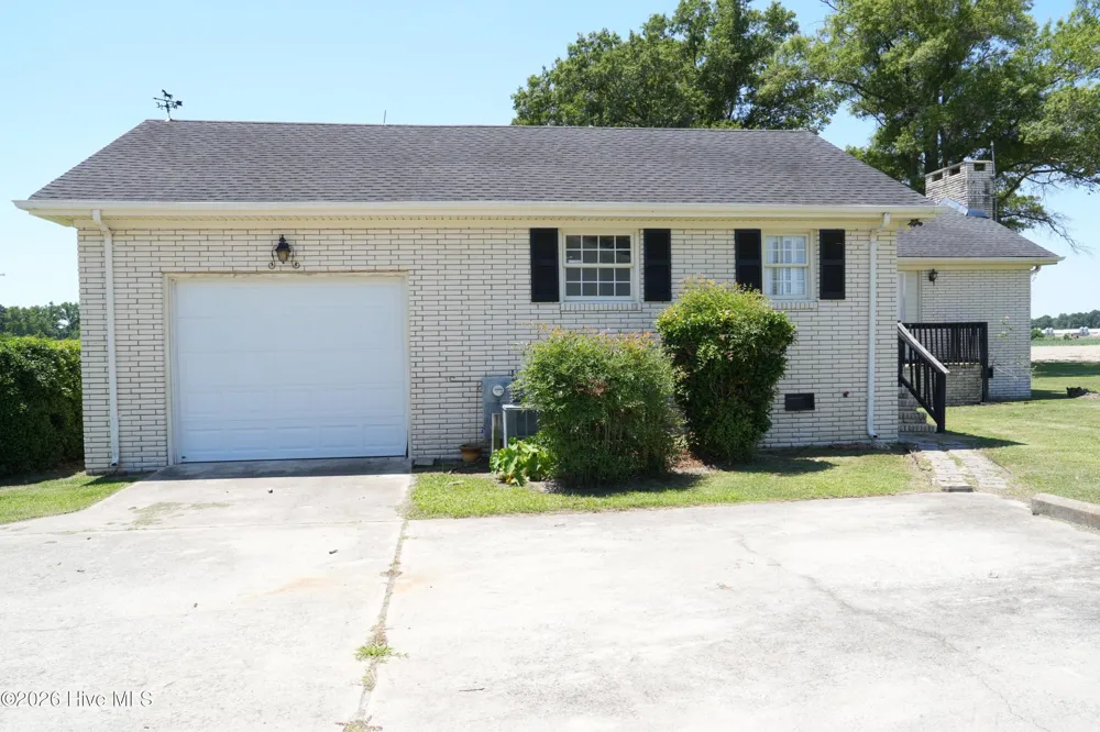 4556 Garland Highway Clinton, NC 28328