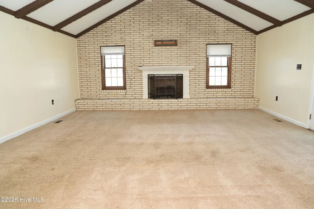 4556 Garland Highway Clinton, NC 28328