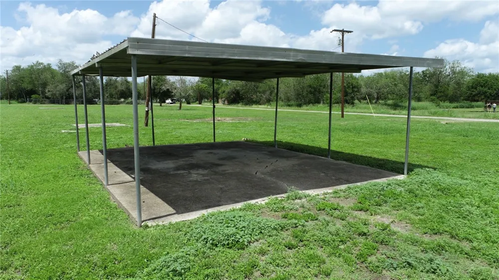 W Patricio Street Skidmore, TX 78389