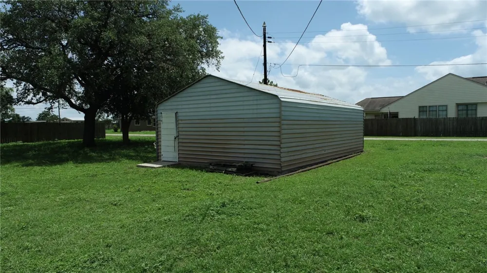 W Patricio Street Skidmore, TX 78389
