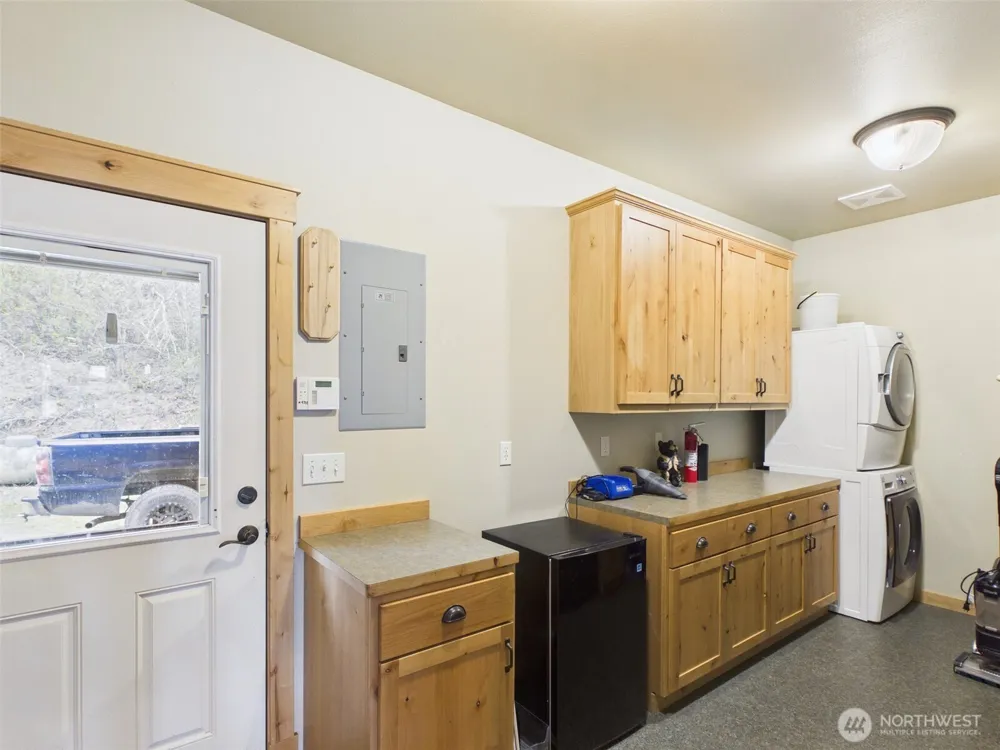 6 Sherman Homes Spur Road Inchelium, WA 99141