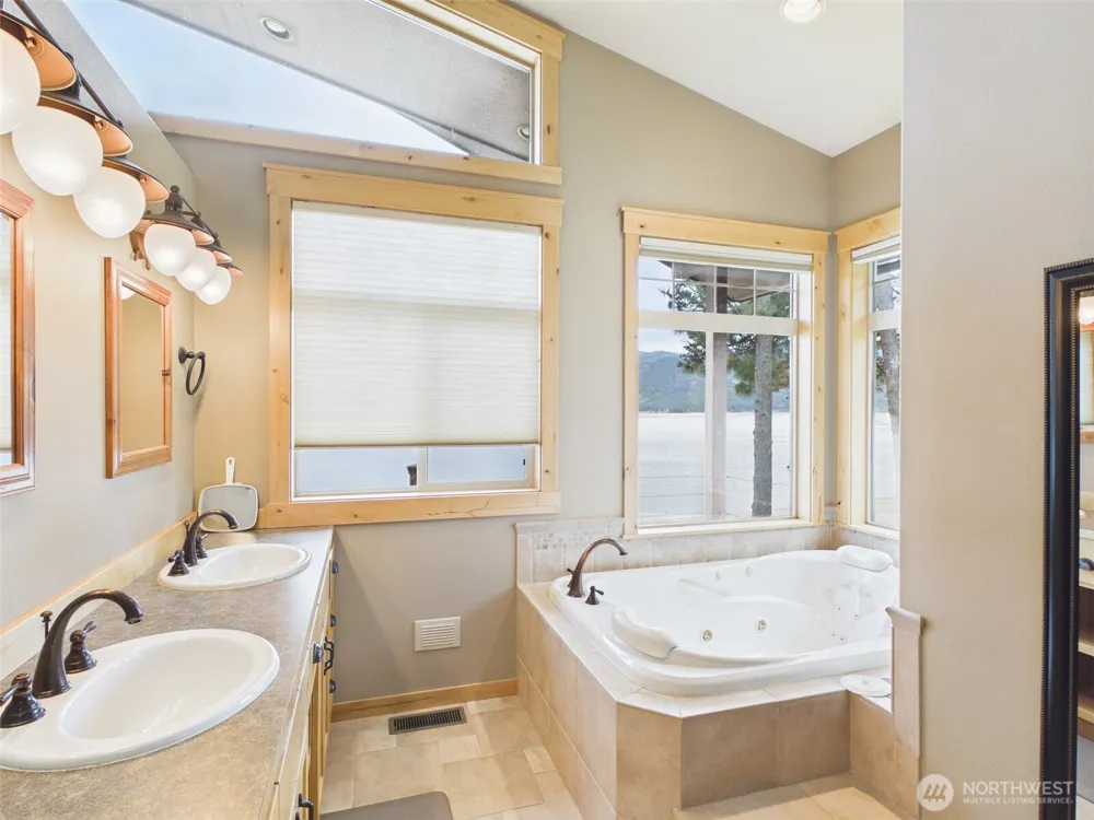 6 Sherman Homes Spur Road Inchelium, WA 99141