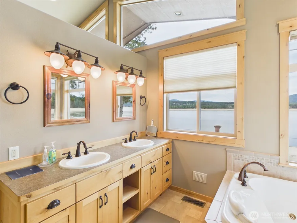 6 Sherman Homes Spur Road Inchelium, WA 99141