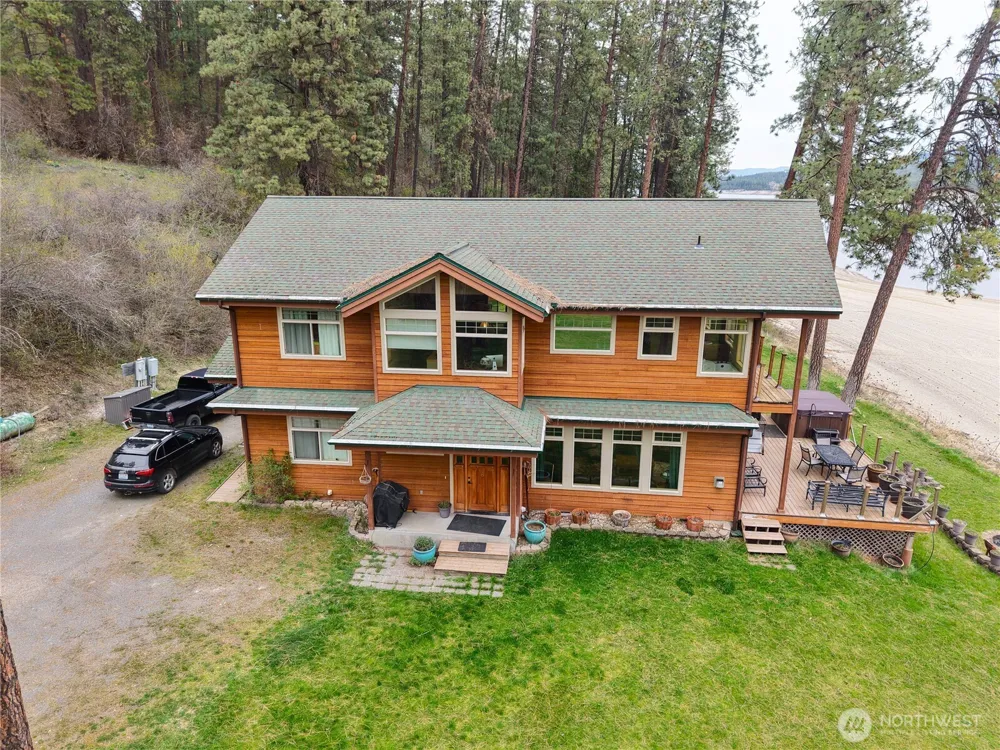6 Sherman Homes Spur Road Inchelium, WA 99141