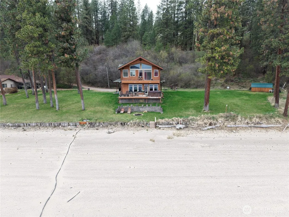 6 Sherman Homes Spur Road Inchelium, WA 99141