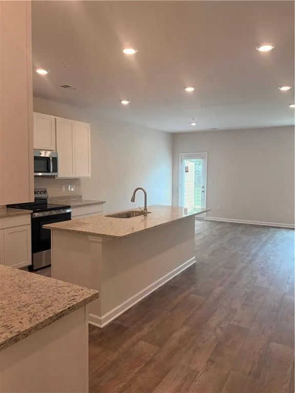 8337 Columbia Court Palmetto, GA 30268