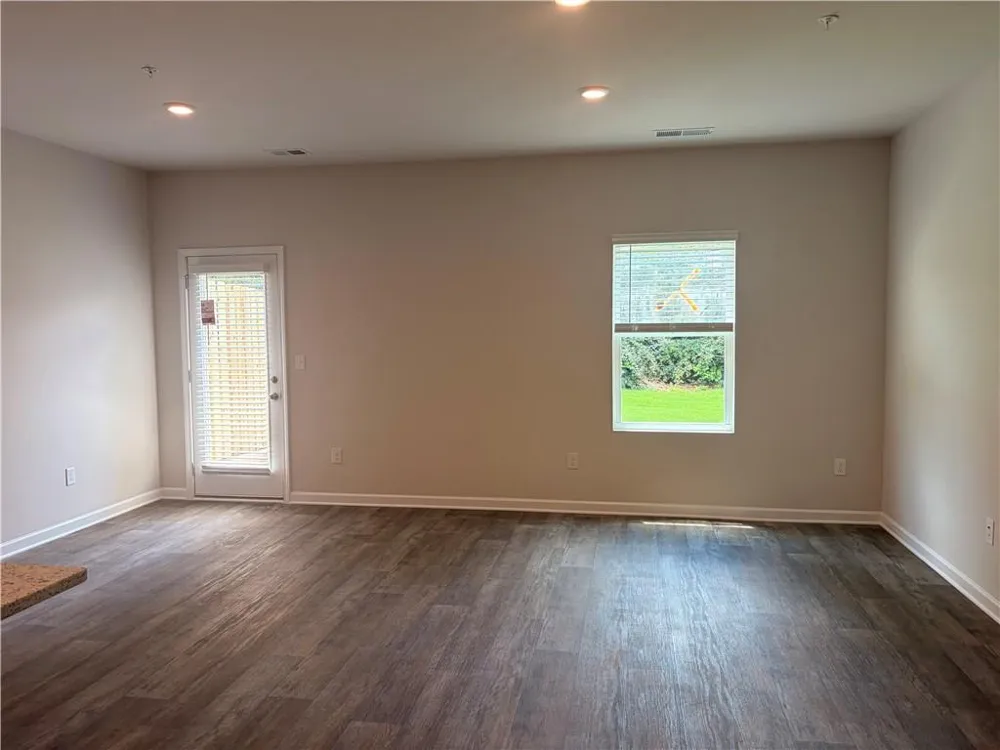 8337 Columbia Court Palmetto, GA 30268