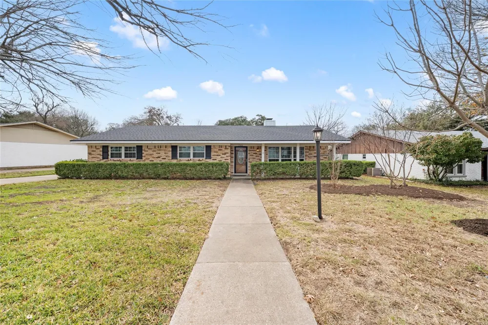 740 Wedgewood Drive Woodway, TX 76712