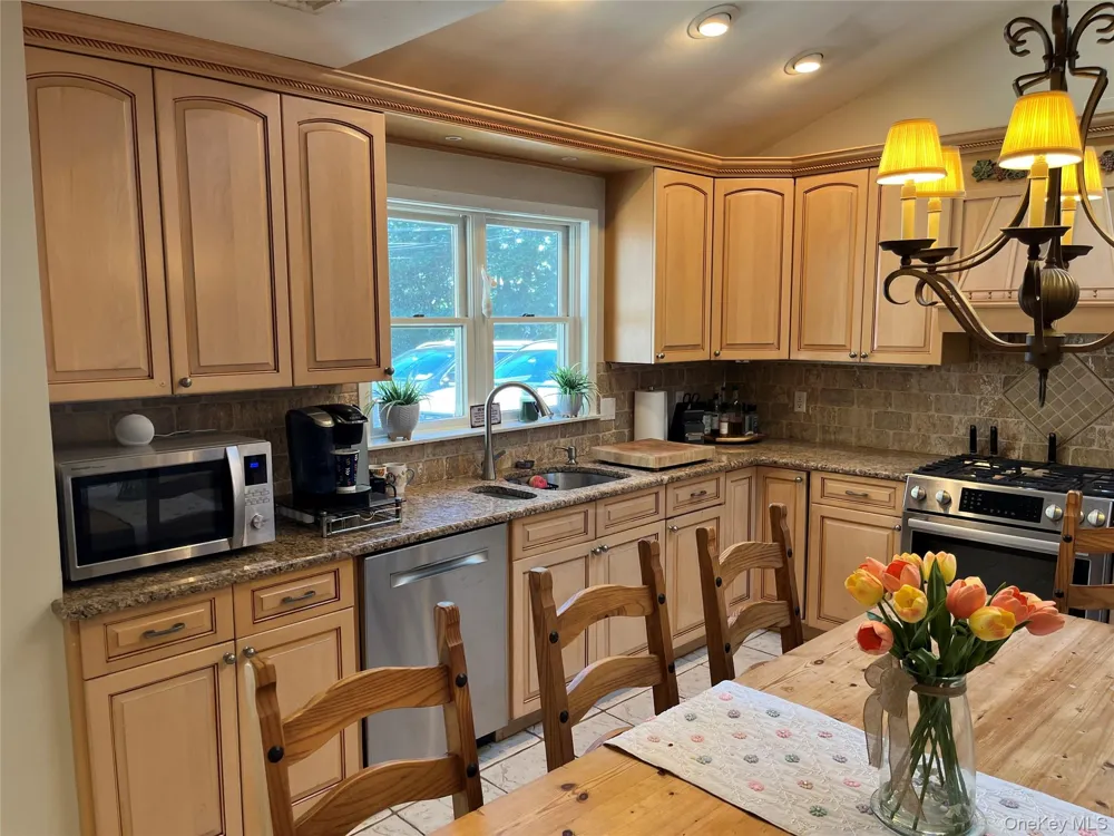 8 Highland Avenue Haverstraw, NY 10927