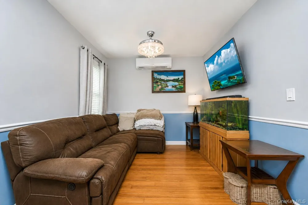 28 Weiner Street Staten Island, NY 10309