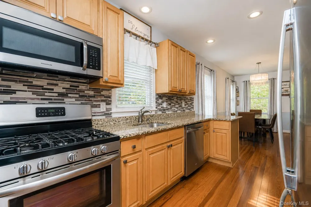 28 Weiner Street Staten Island, NY 10309