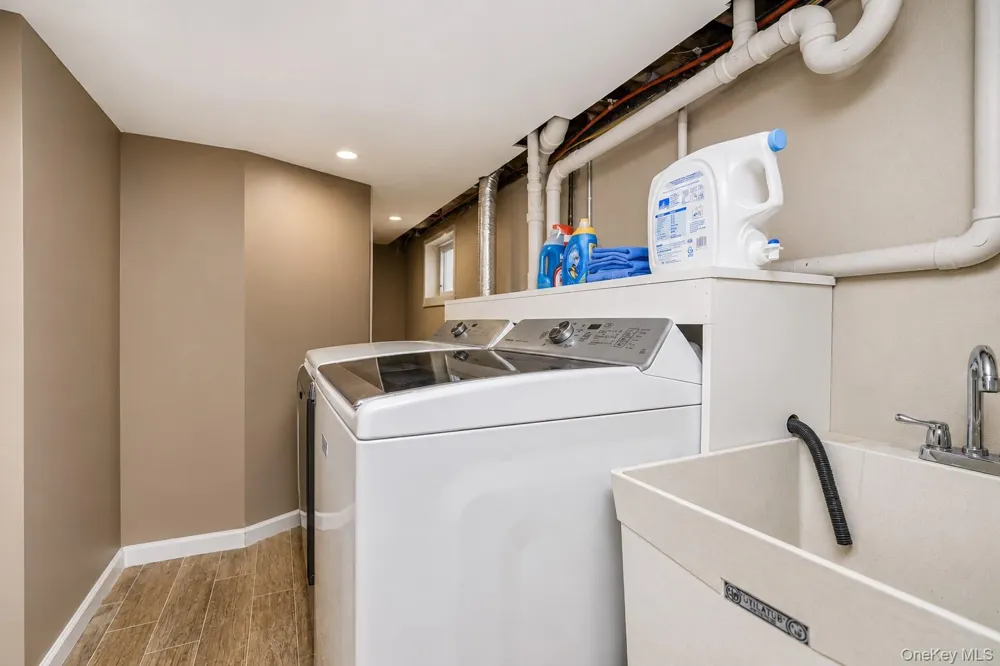 28 Weiner Street Staten Island, NY 10309