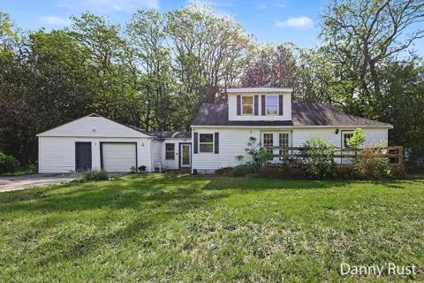 1430 Delz Drive