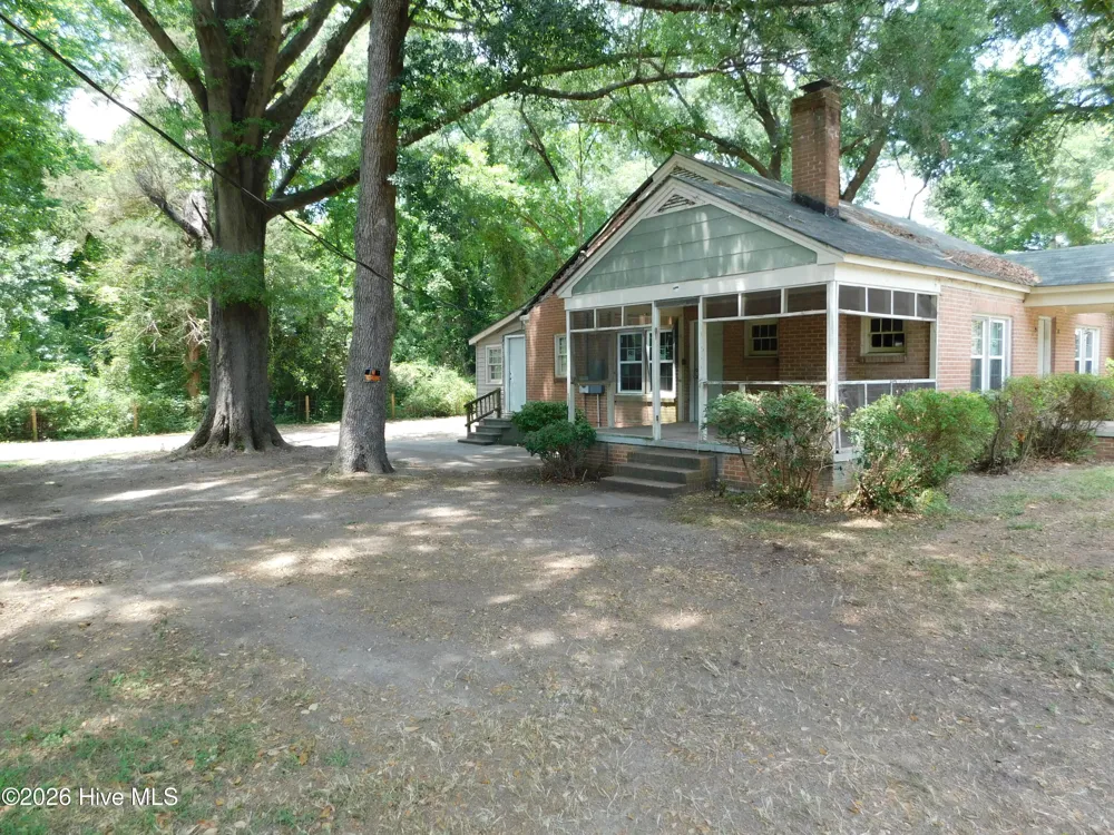 7 First Street Laurinburg, NC 28352