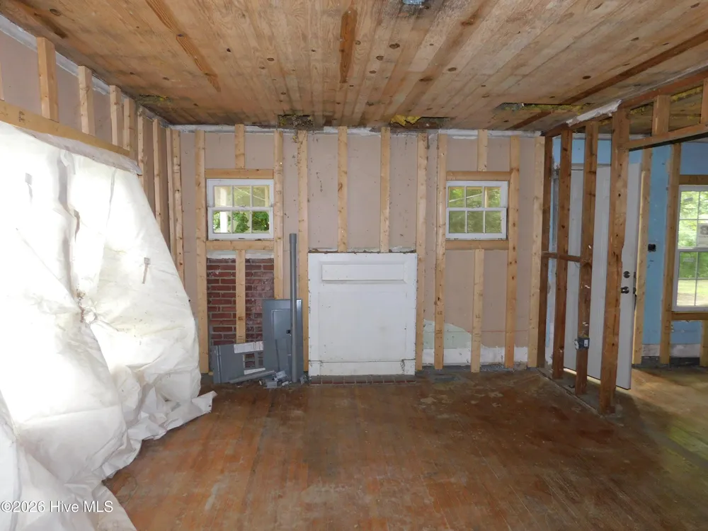 7 First Street Laurinburg, NC 28352