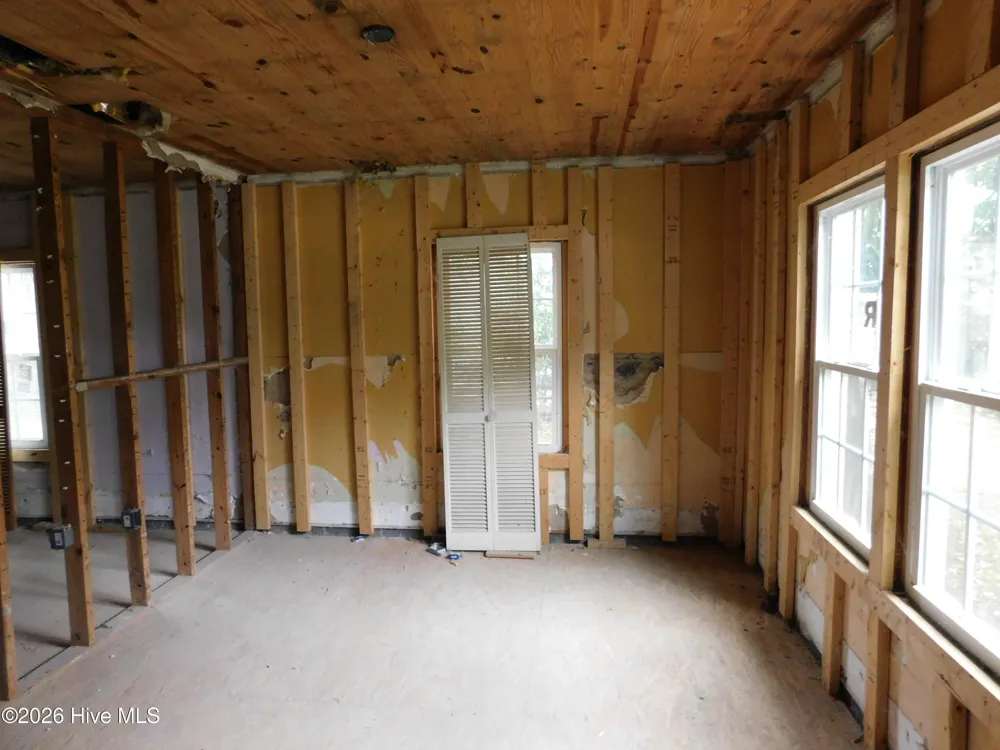 7 First Street Laurinburg, NC 28352