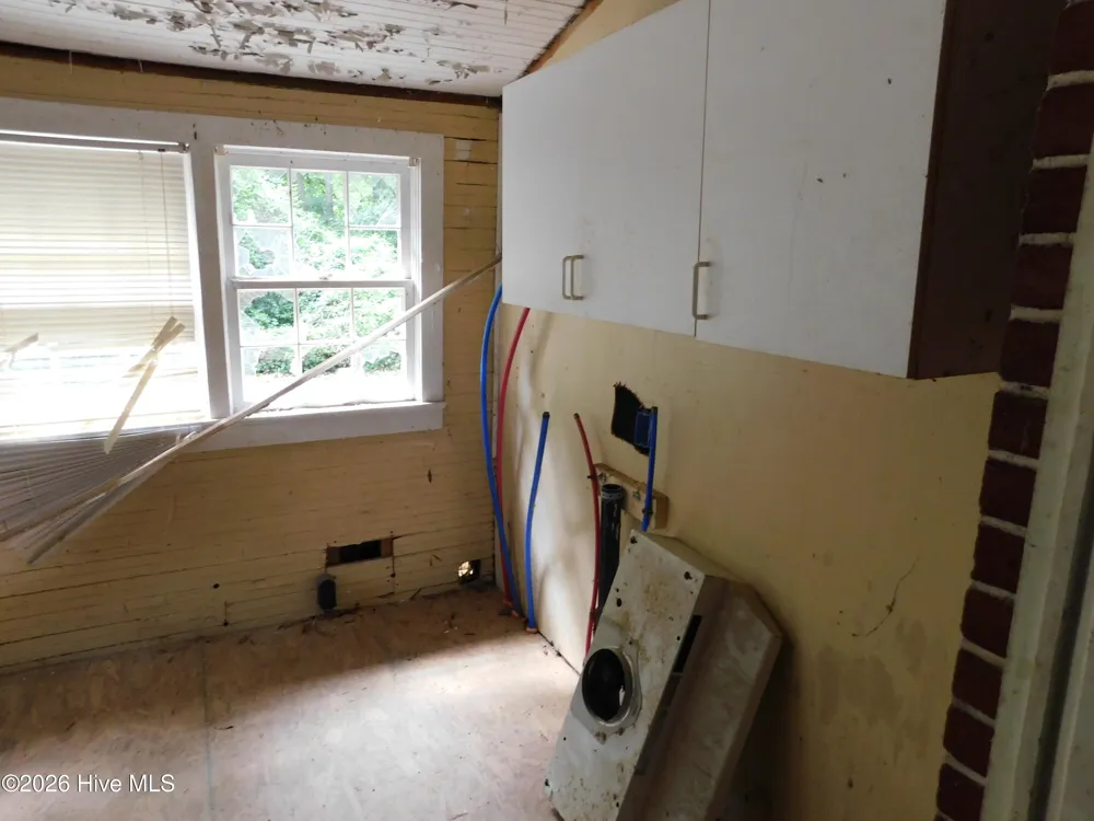 7 First Street Laurinburg, NC 28352