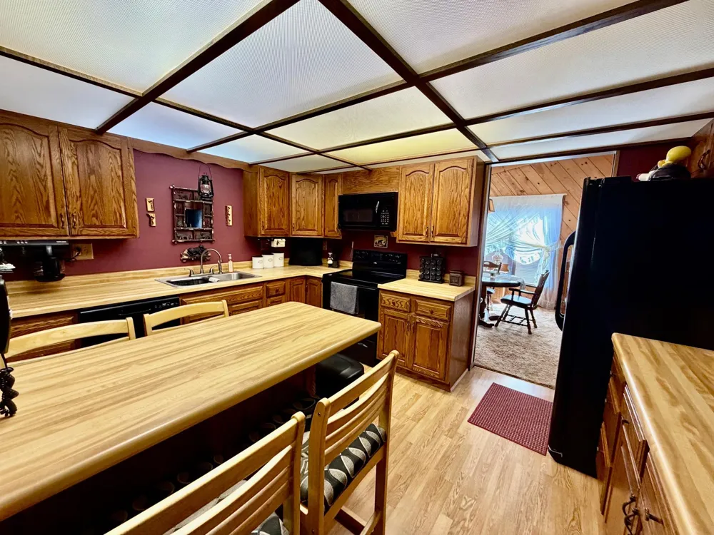 101 17th Avenue NE Roseau, MN 56751