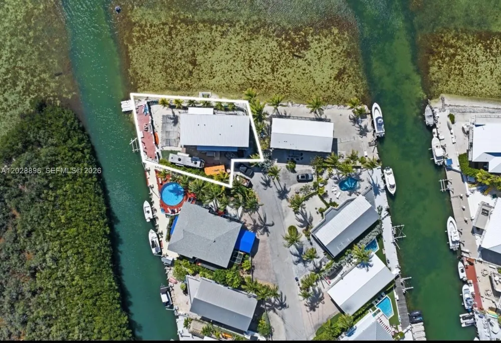 233 Aberdeen Ct Tavernier, FL 33070