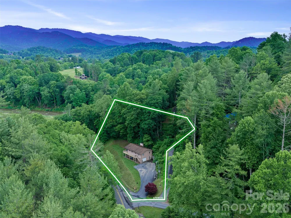 839 Mckinney Road Burnsville, NC 28714
