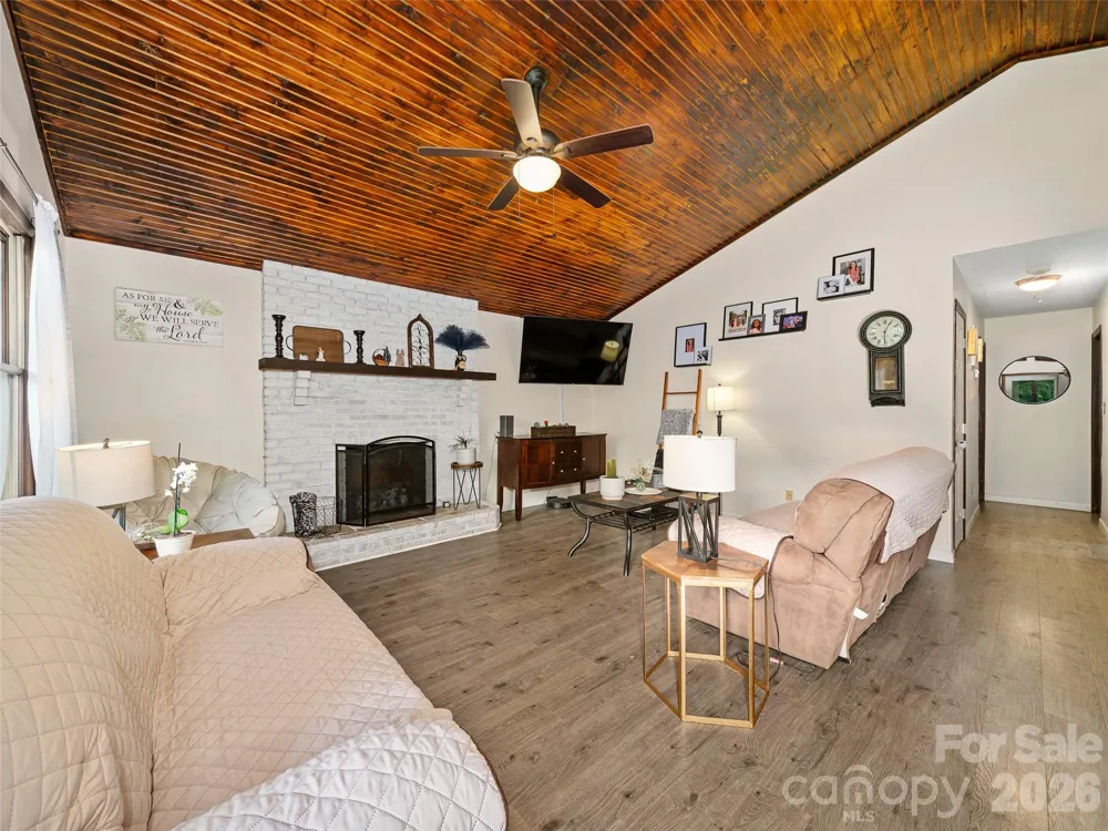 839 Mckinney Road Burnsville, NC 28714