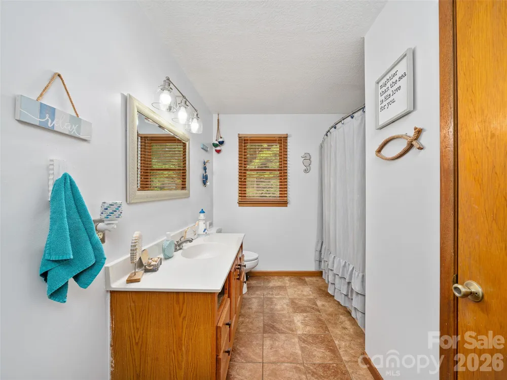 839 Mckinney Road Burnsville, NC 28714