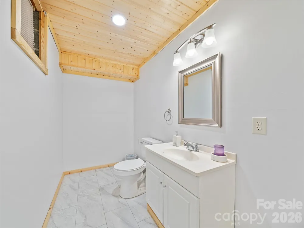 839 Mckinney Road Burnsville, NC 28714