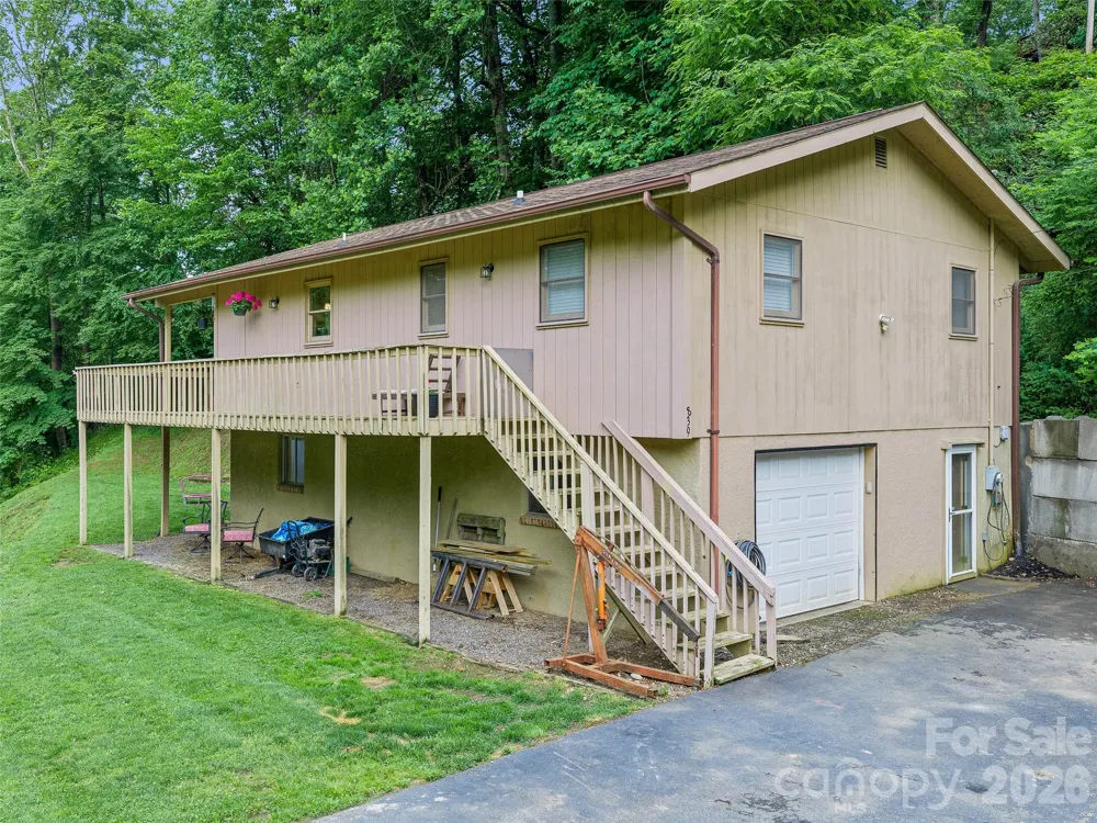 839 Mckinney Road Burnsville, NC 28714