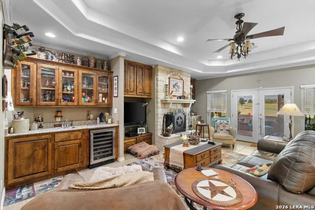 212 ANTLER CIR Bandera, TX 78003