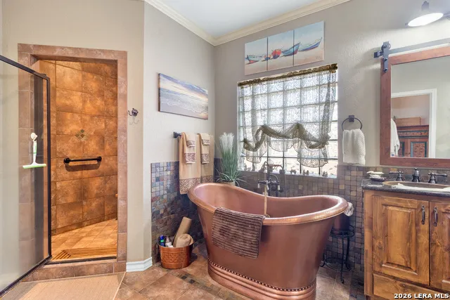 212 ANTLER CIR Bandera, TX 78003