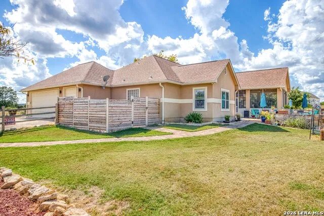 212 ANTLER CIR Bandera, TX 78003