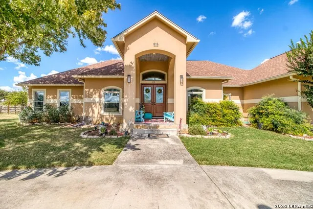 212 ANTLER CIR Bandera, TX 78003