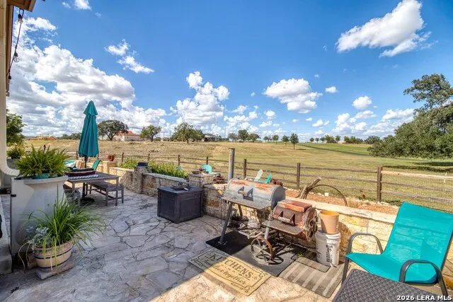 212 ANTLER CIR Bandera, TX 78003