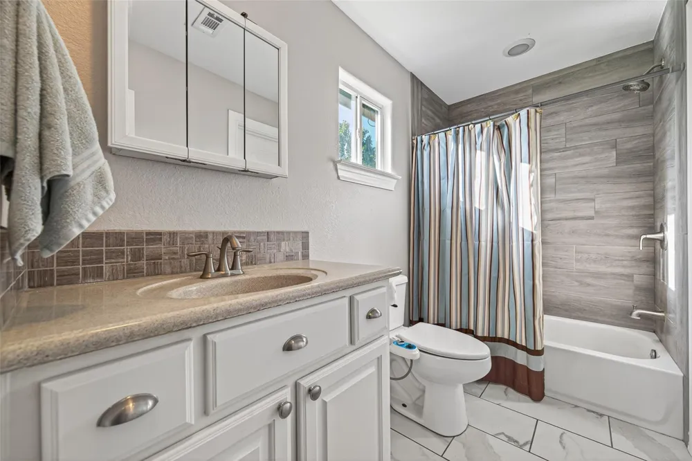 2240 Meyer Road Beasley, TX 77417