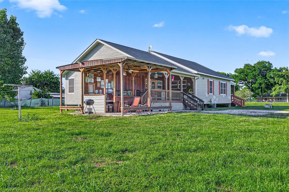 2240 Meyer Road Beasley, TX 77417