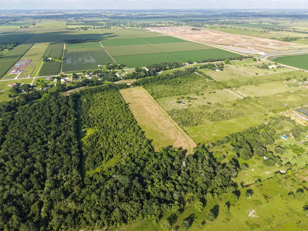2240 Meyer Road Beasley, TX 77417